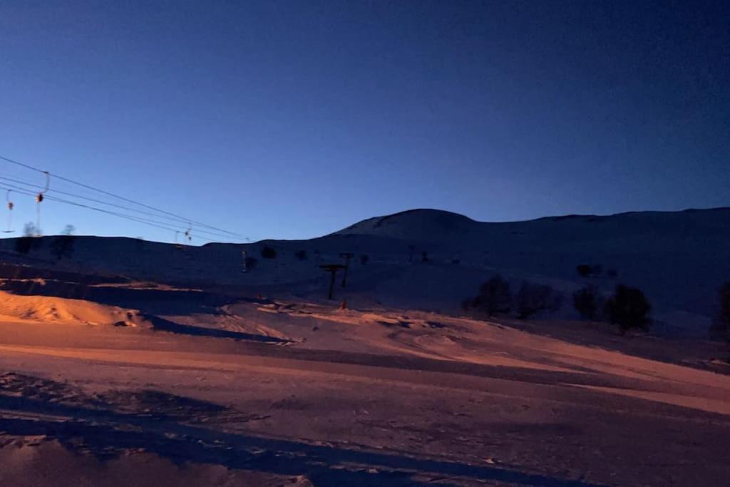 Apartmán Koselig Leilighet , Med Parkering Og Ski In &Out. Oppdal Exteriér fotografie